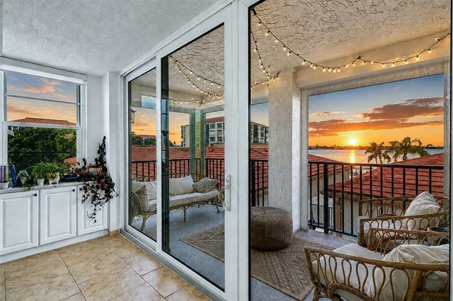 6145 SUN BOULEVARD 306, St Petersburg, FL 33715