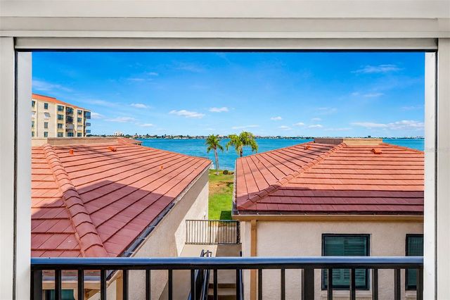6145 SUN BOULEVARD 306, St Petersburg, FL 33715