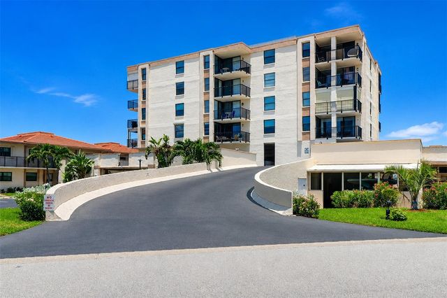 6145 SUN BOULEVARD 306, St Petersburg, FL 33715