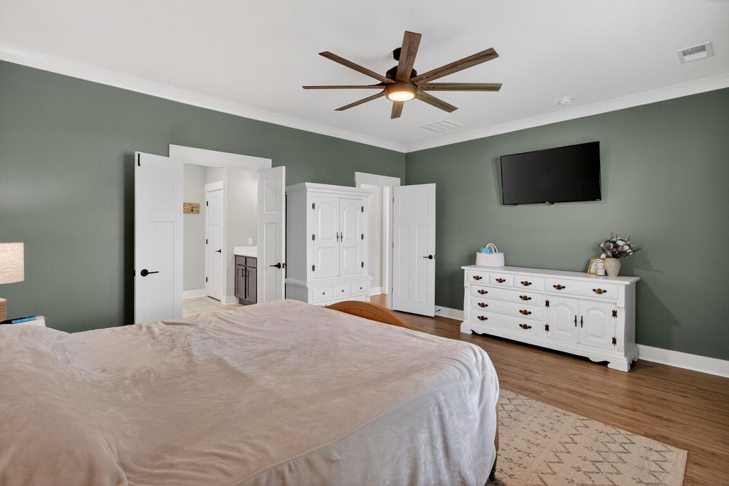 Image 20 of property listing at 105 Edisto Crossing Court, Ridgeville, SC 29472