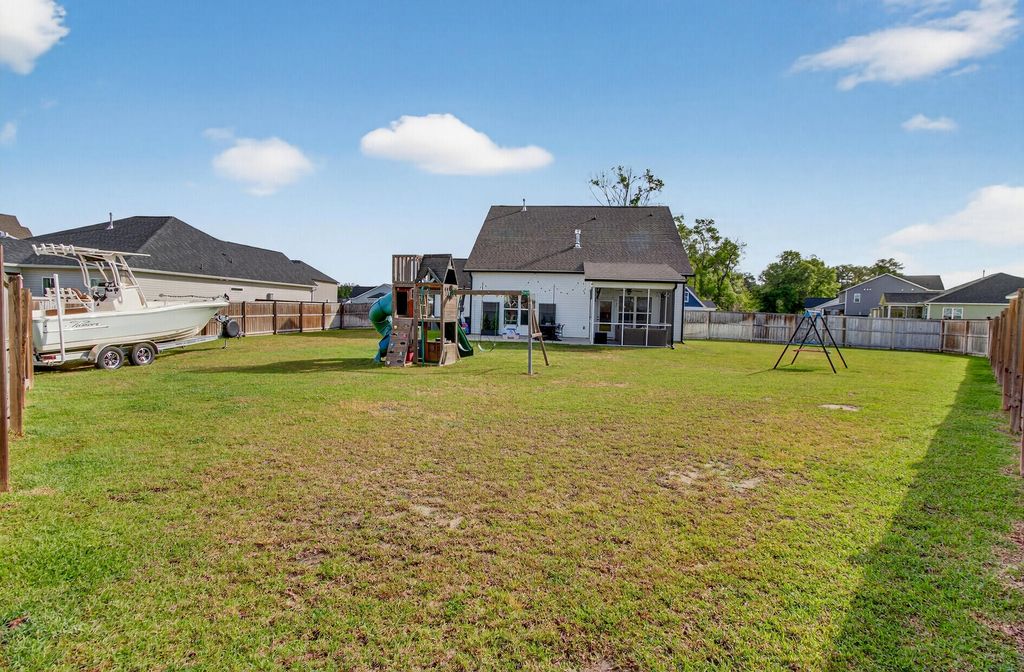 Image 41 of property listing at 105 Edisto Crossing Court, Ridgeville, SC 29472