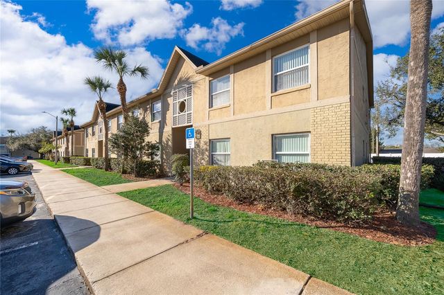 2432 SWAILES DRIVE 8, Orlando, FL 32837