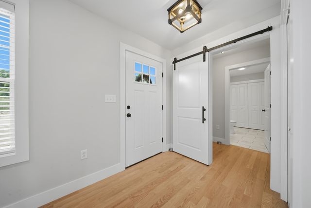 8 Robin Way 7, Chester, NH 03036