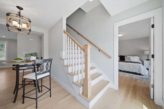 8 Robin Way 7, Chester, NH 03036