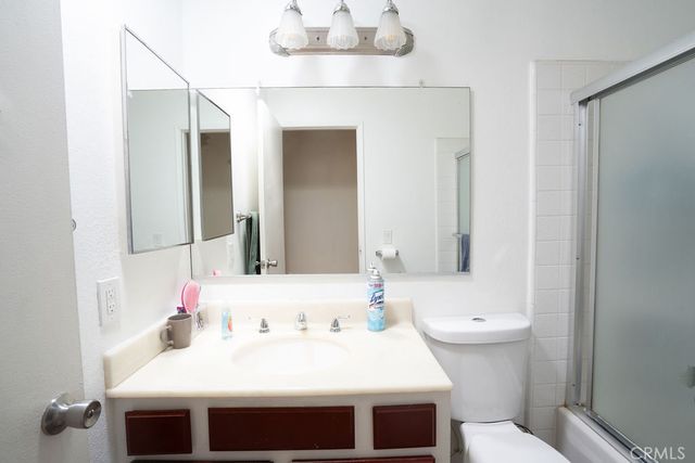 37406 3rd E, Palmdale, CA 93550