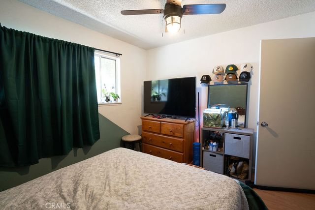 37406 3rd E, Palmdale, CA 93550