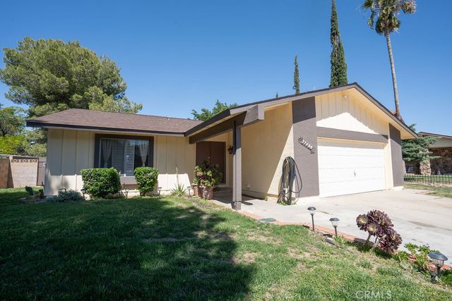 37406 3rd E, Palmdale, CA 93550