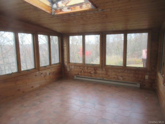 64 Hillside View Road, Mahopac, NY 10541