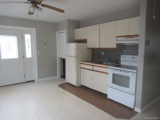 64 Hillside View Road, Mahopac, NY 10541