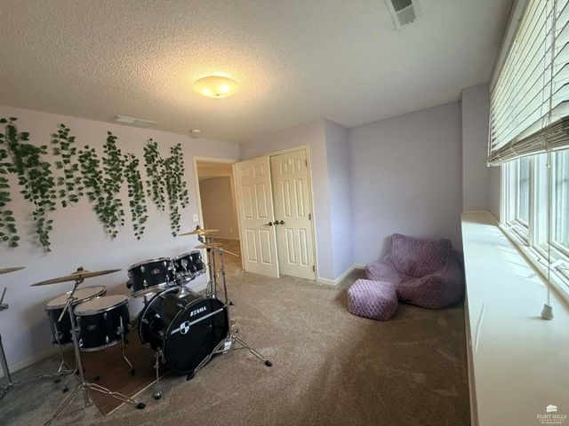 3024 Irene Circle, Manhattan, KS 66502