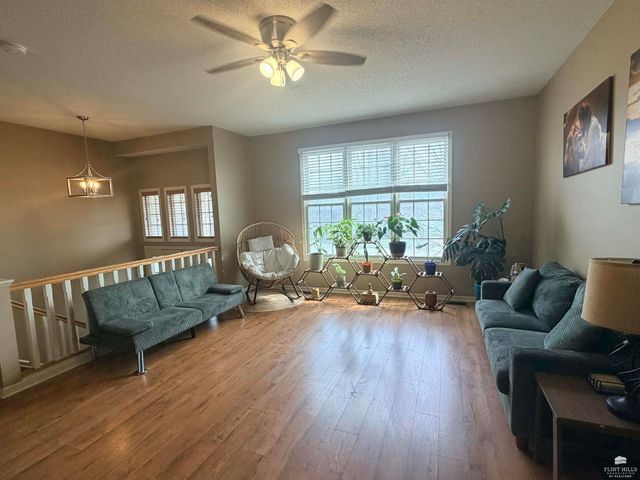 3024 Irene Circle, Manhattan, KS 66502