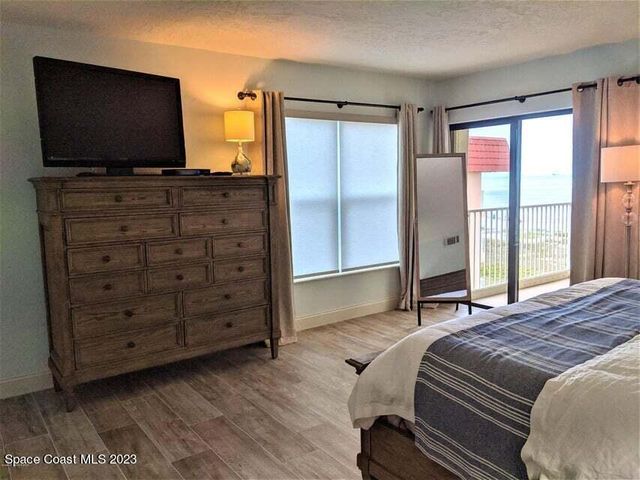 55 N 4th Street 401, Cocoa Beach, FL 32931