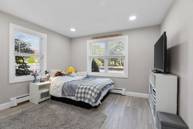 124 Lake St, Bellingham, MA 02019