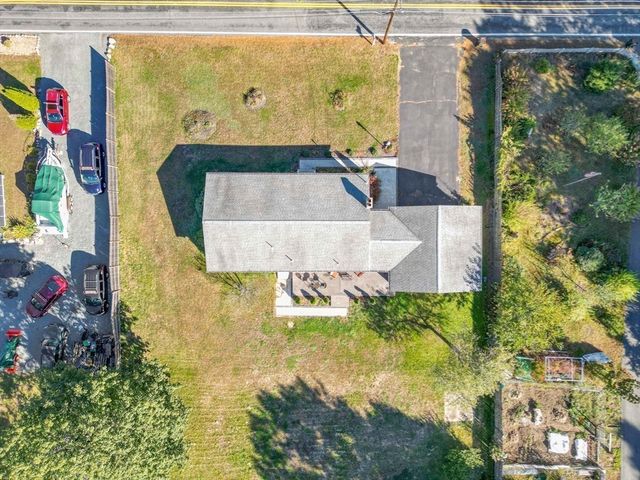 124 Lake St, Bellingham, MA 02019