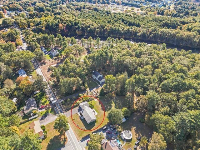 124 Lake St, Bellingham, MA 02019