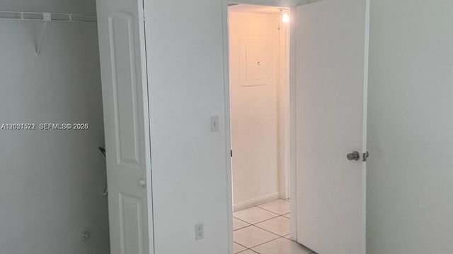 2715 W 66th St 13-21, Hialeah, FL 33016