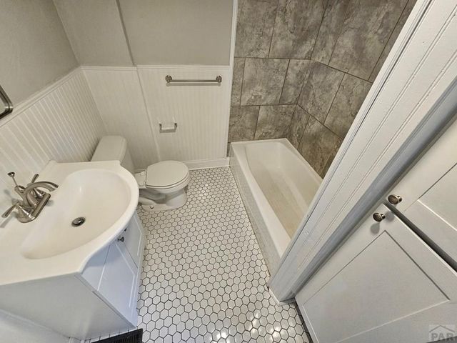 708 W 16th St, Pueblo, CO 81003