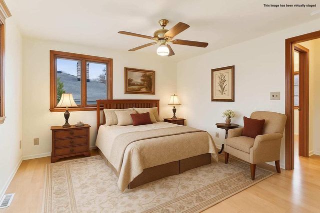 1925 E Van Beck AVENUE, Saint Francis, WI 53235