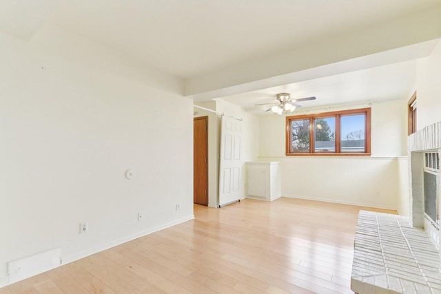 1925 E Van Beck AVENUE, Saint Francis, WI 53235