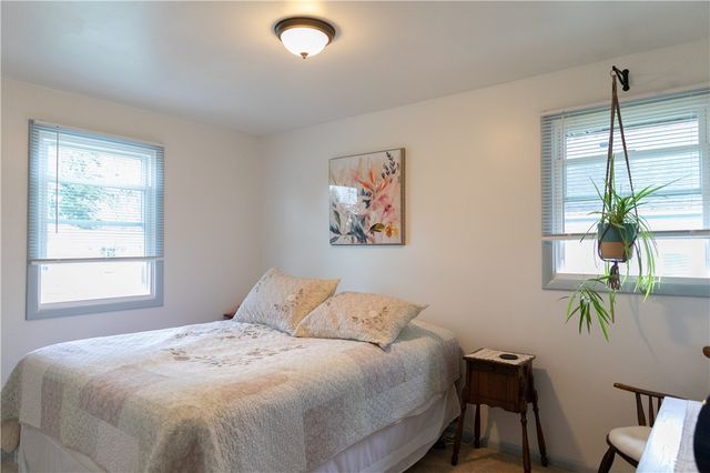 15 Virginia Manor Road, Gates, NY 14606