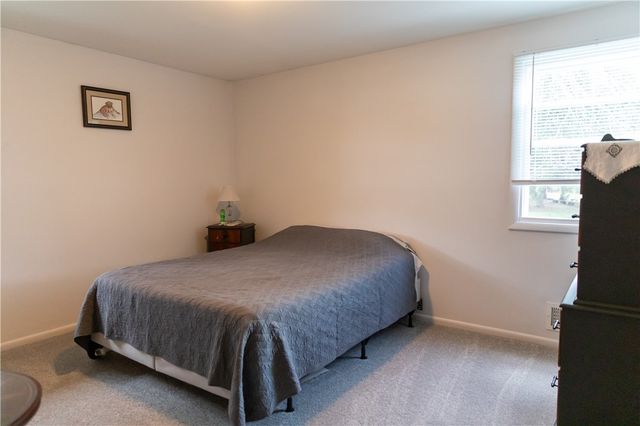 15 Virginia Manor Road, Gates, NY 14606