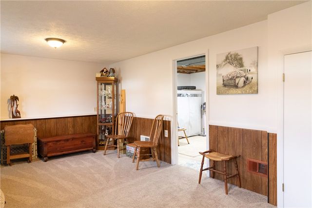 15 Virginia Manor Road, Gates, NY 14606