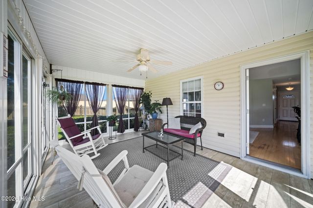 2618 Ravens Glass Court, Wilmington, NC 28411