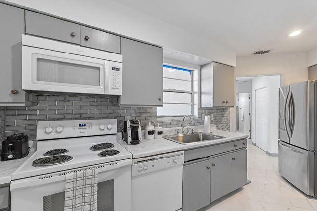 552 SW Banks Terrace, Port St. Lucie, Port St Lucie, FL 34953