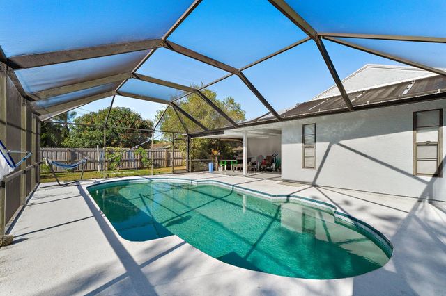 552 SW Banks Terrace, Port St. Lucie, Port St Lucie, FL 34953