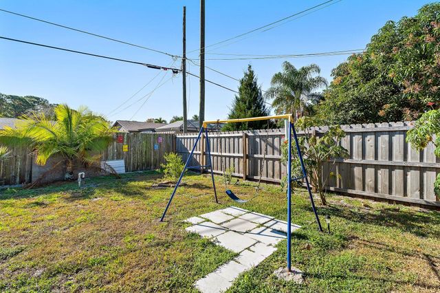 552 SW Banks Terrace, Port St. Lucie, Port St Lucie, FL 34953