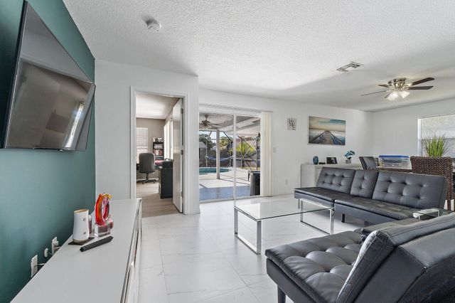 552 SW Banks Terrace, Port St. Lucie, Port St Lucie, FL 34953