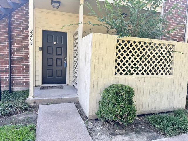 2121 El Paseo Street 2209, Houston, TX 77054
