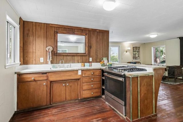 123 Pine Avenue, Felton, CA 95018