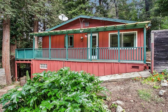 123 Pine Avenue, Felton, CA 95018