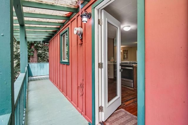 123 Pine Avenue, Felton, CA 95018