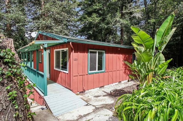 123 Pine Avenue, Felton, CA 95018