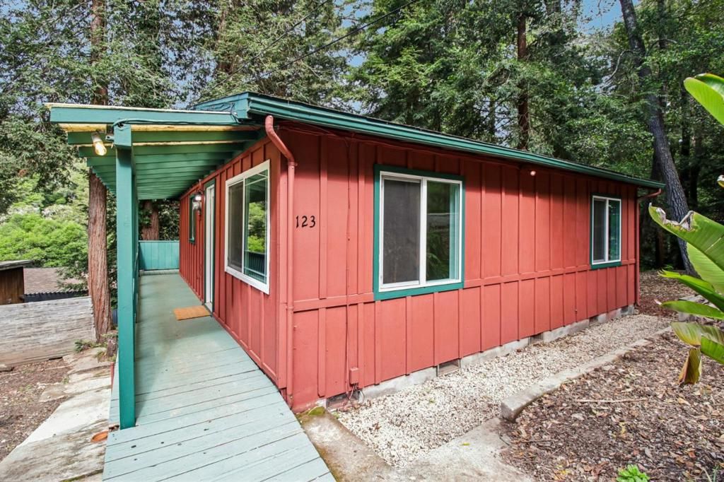 123 Pine Avenue, Felton, CA 95018