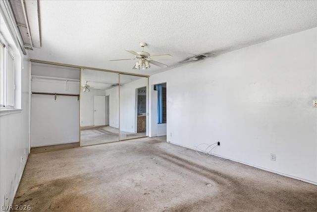 179 Greenbriar Townhouse Way, Las Vegas, NV 89121