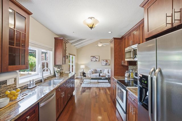 2021 Bordeaux Lane, Half Moon Bay, CA 94019