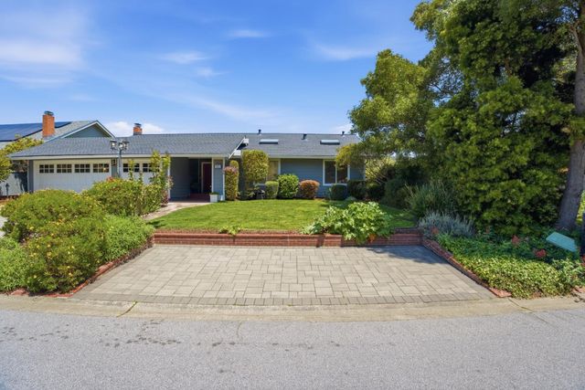 2021 Bordeaux Lane, Half Moon Bay, CA 94019
