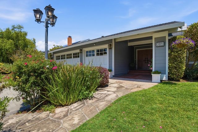 2021 Bordeaux Lane, Half Moon Bay, CA 94019