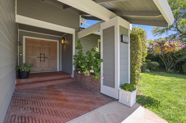 2021 Bordeaux Lane, Half Moon Bay, CA 94019