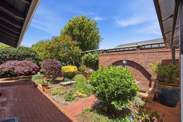 2021 Bordeaux Lane, Half Moon Bay, CA 94019