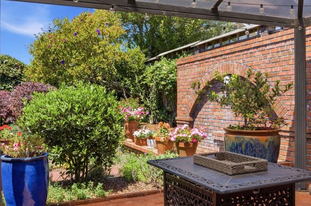 2021 Bordeaux Lane, Half Moon Bay, CA 94019