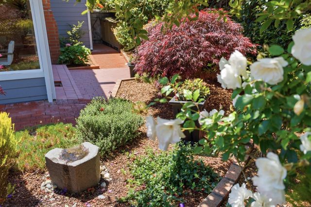 2021 Bordeaux Lane, Half Moon Bay, CA 94019