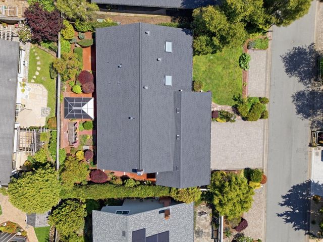 2021 Bordeaux Lane, Half Moon Bay, CA 94019