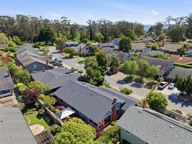 2021 Bordeaux Lane, Half Moon Bay, CA 94019