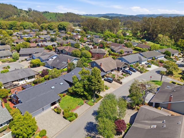 2021 Bordeaux Lane, Half Moon Bay, CA 94019