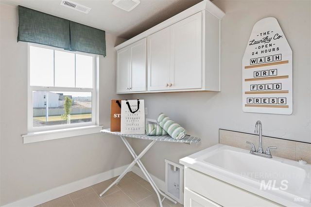 194 W Omphale St., Kuna, ID 83634