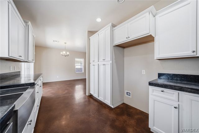 3665 N Irving Street, Kingman, AZ 86409